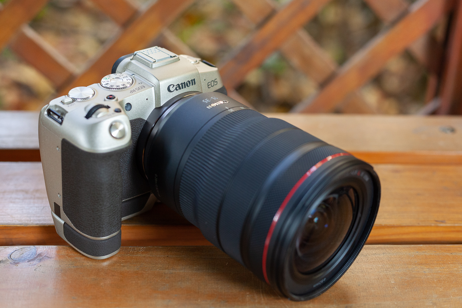 佳能无反相机全画幅,佳能rf14-35与15-35横向对比测评