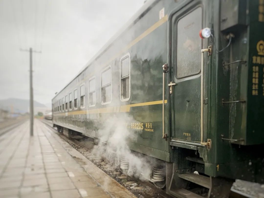 深度|京承线上“小慢车”，跑出老乡幸福路