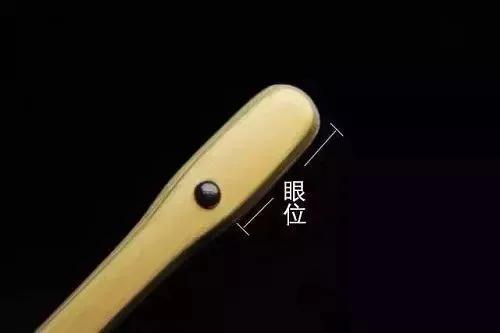 折扇的使用讲究和文化,折扇烫黑白钉的讲究