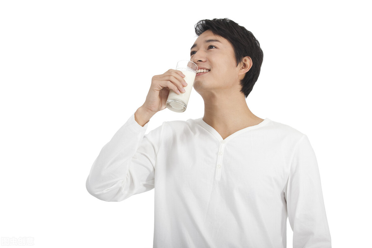 喝了白酒能吃豆芽吗,喝完酒吃豆芽行吗