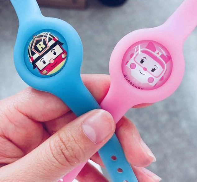 婴儿用防蚊手环好还是防蚊贴好,驱蚊贴和手环宝宝可以用吗