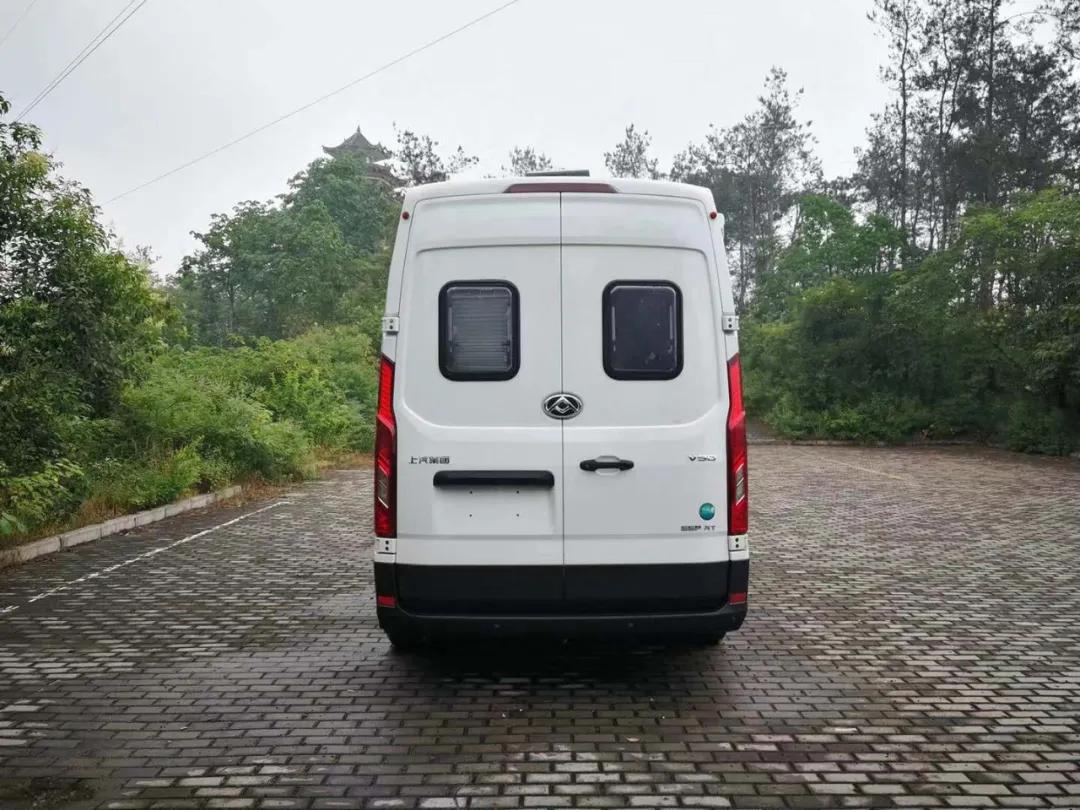 整车室内全软包,程力舒欣房车v90