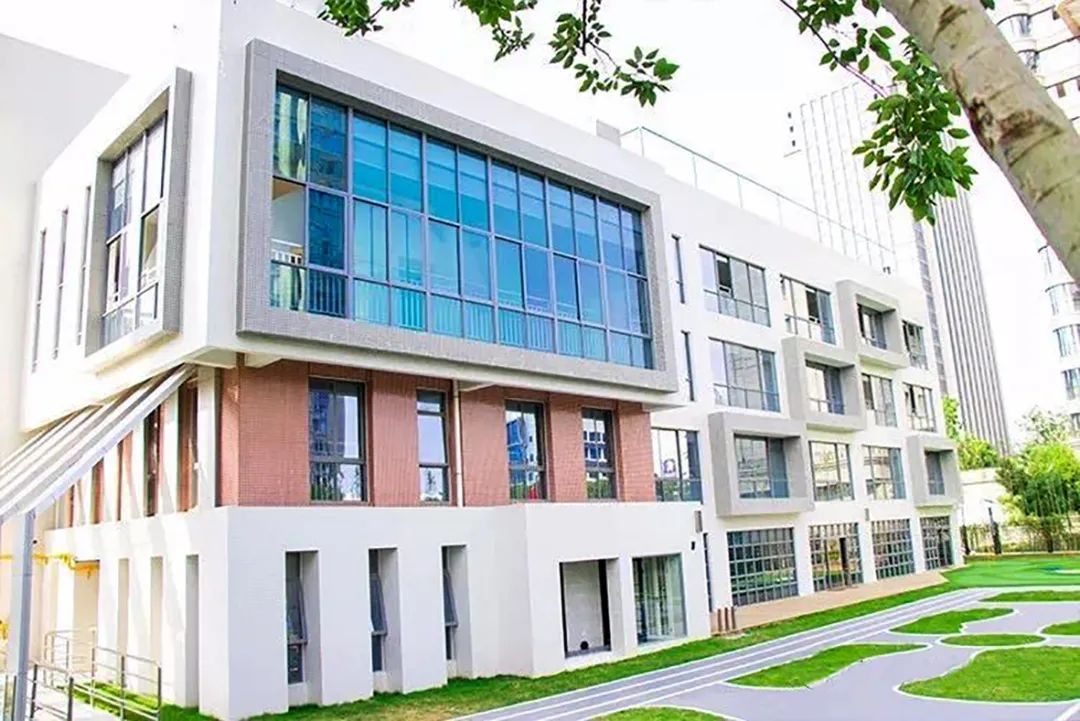 厦门买学区房好还是上私立好,厦门没买学区房能读公立学校吗