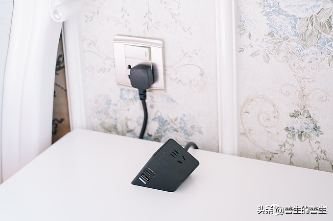 飞利浦原装充电器a7610,飞利浦充电宝带线20000毫安快充