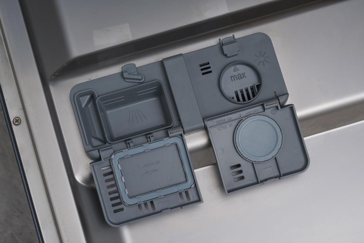 新型洗碗机进食堂,海尔洗碗机长效存储