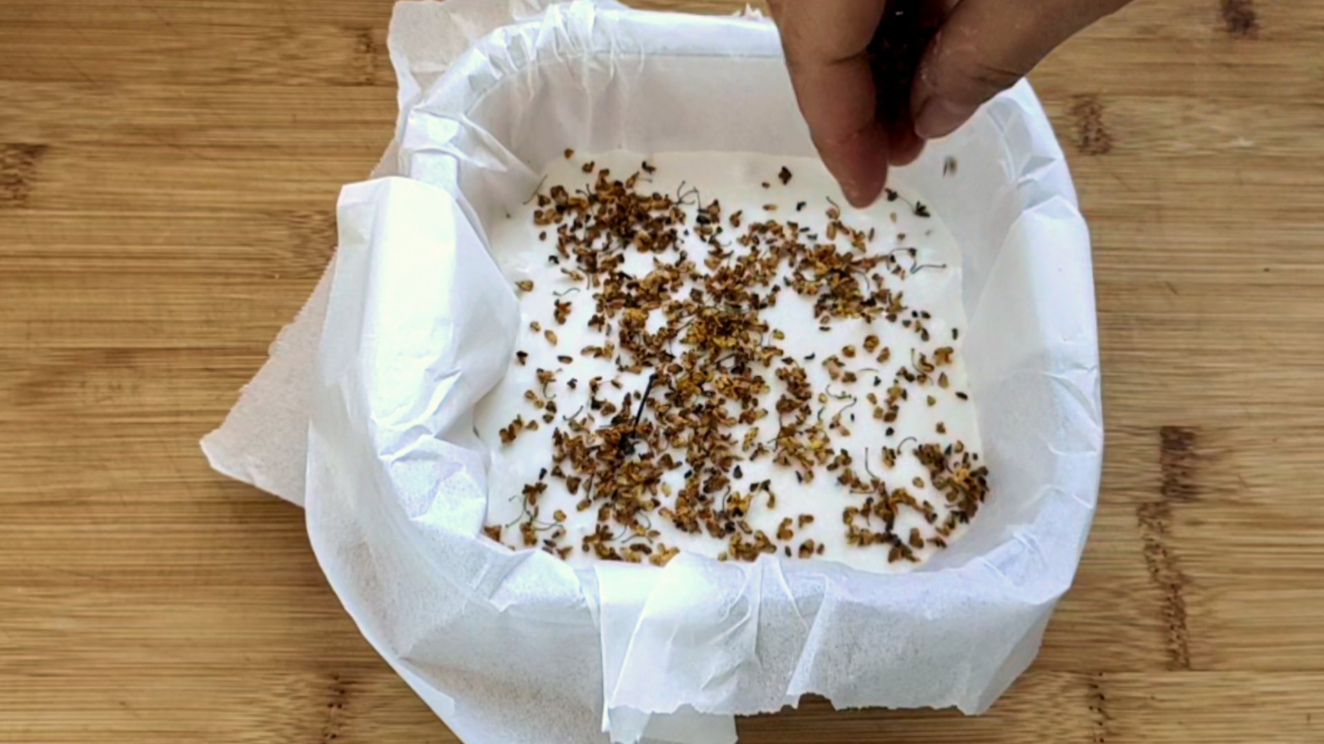 自发面粉做发糕为什么做出来发黏,怎样做粘米粉发糕才松软好吃视频