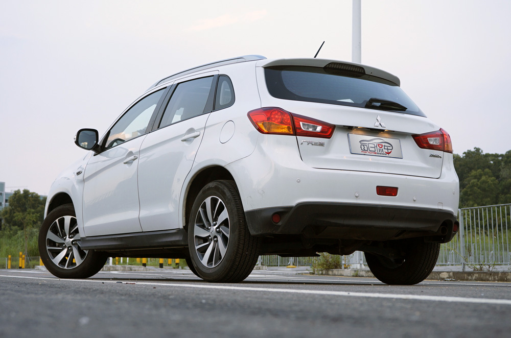 日系三菱suv劲炫轴距,广汽三菱suv劲炫和大众探影哪个好