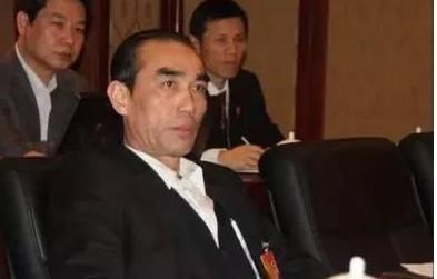 来自福建的10大富豪，身家合计2000亿，你想成为谁?