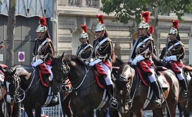 黄景瑜军装高颜值混剪,穿军装帅哥合集高颜值