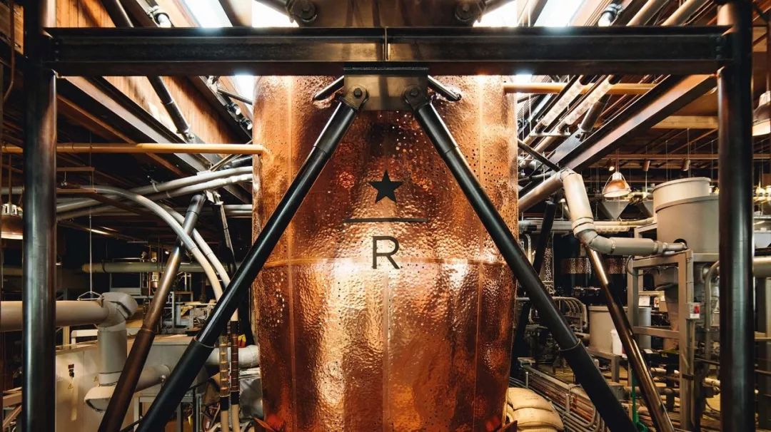 星巴克首席执行官哪里人,星巴克的设计是谁设计的