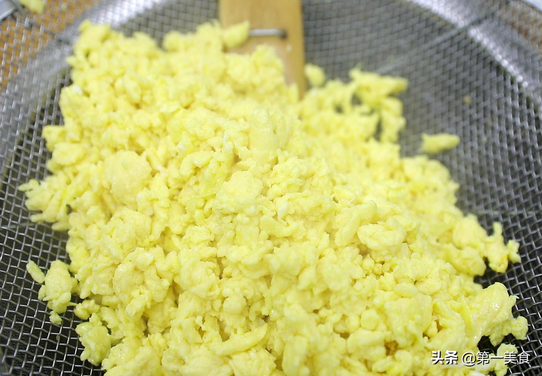 教你4道下饭酱的做法,很简单特别下饭的酱做法