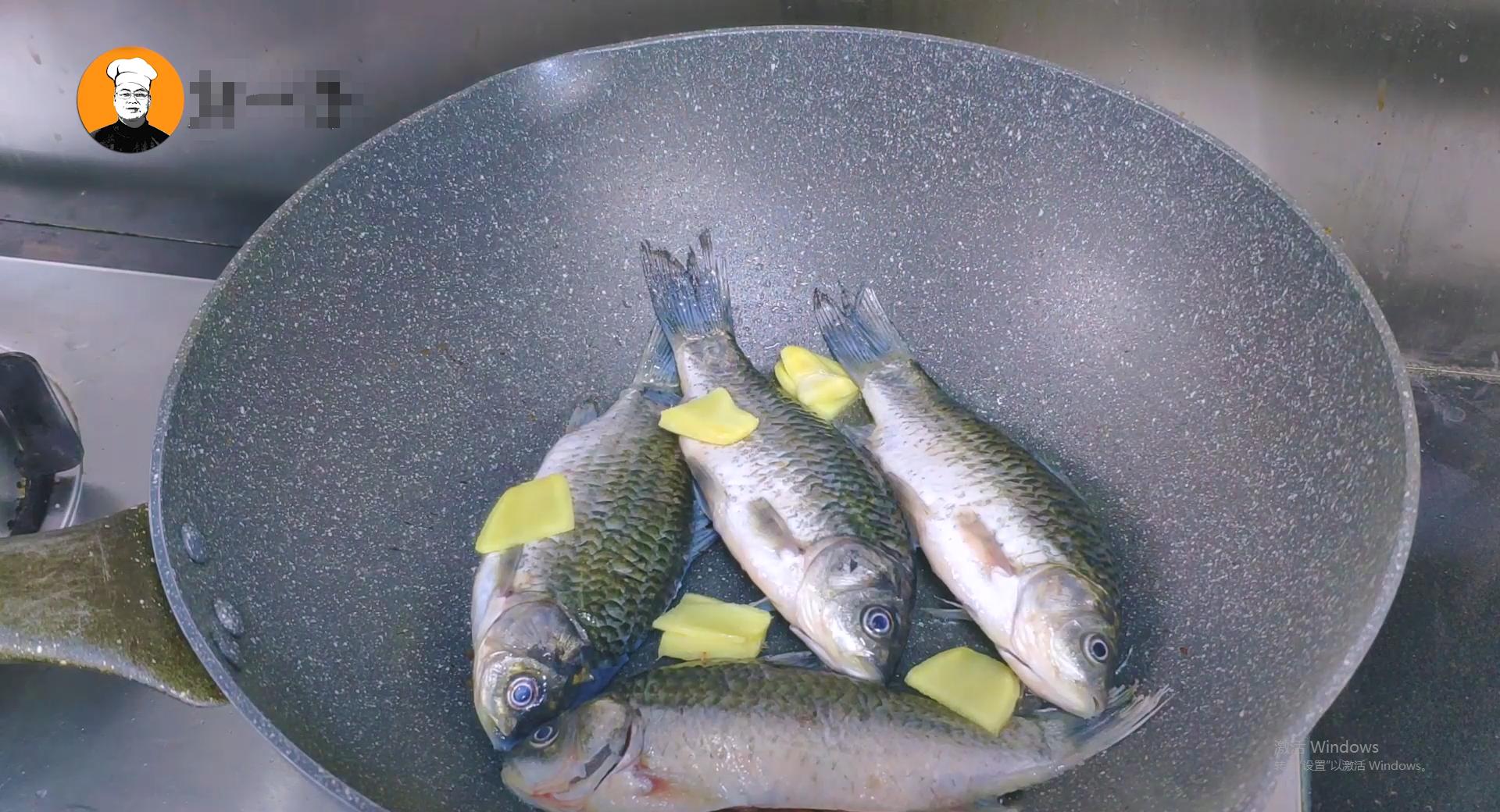 鲫鱼汤怎么炖才好喝最有营养,鲫鱼汤怎么炖不腥好喝又营养