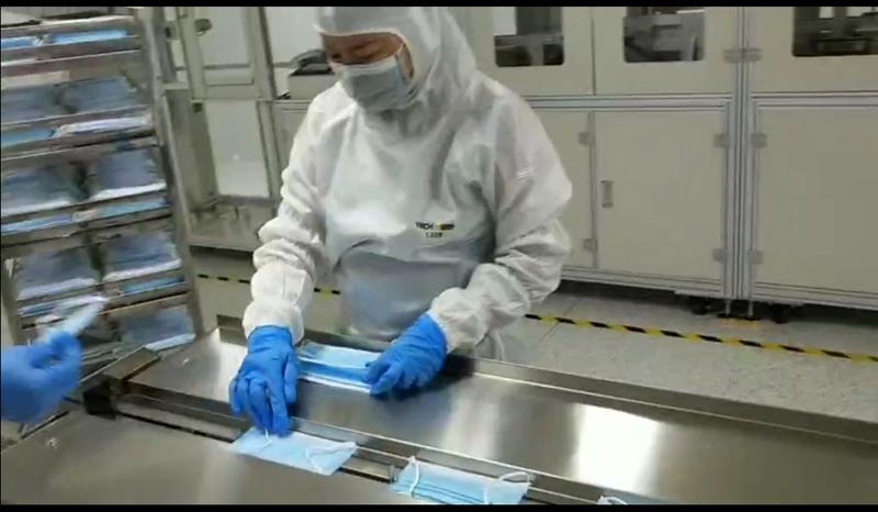 突然，我们的生活离不开口罩了