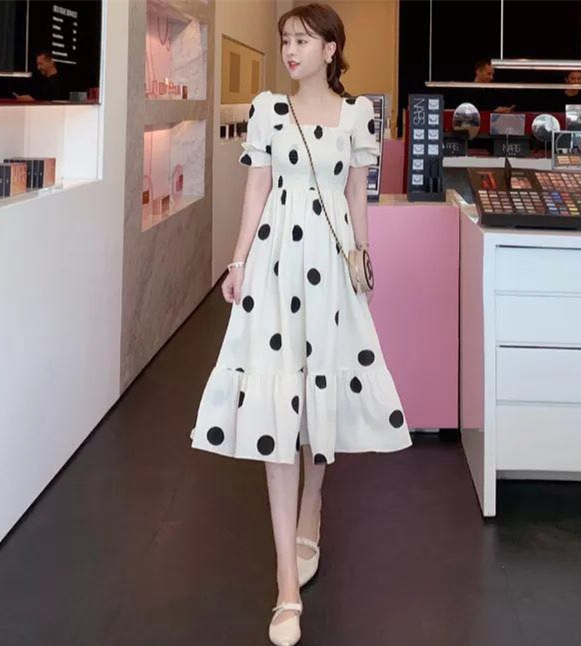 清爽又透气雪纺连衣裙穿着不闷,夏季雪纺连衣裙气质高级感轻奢