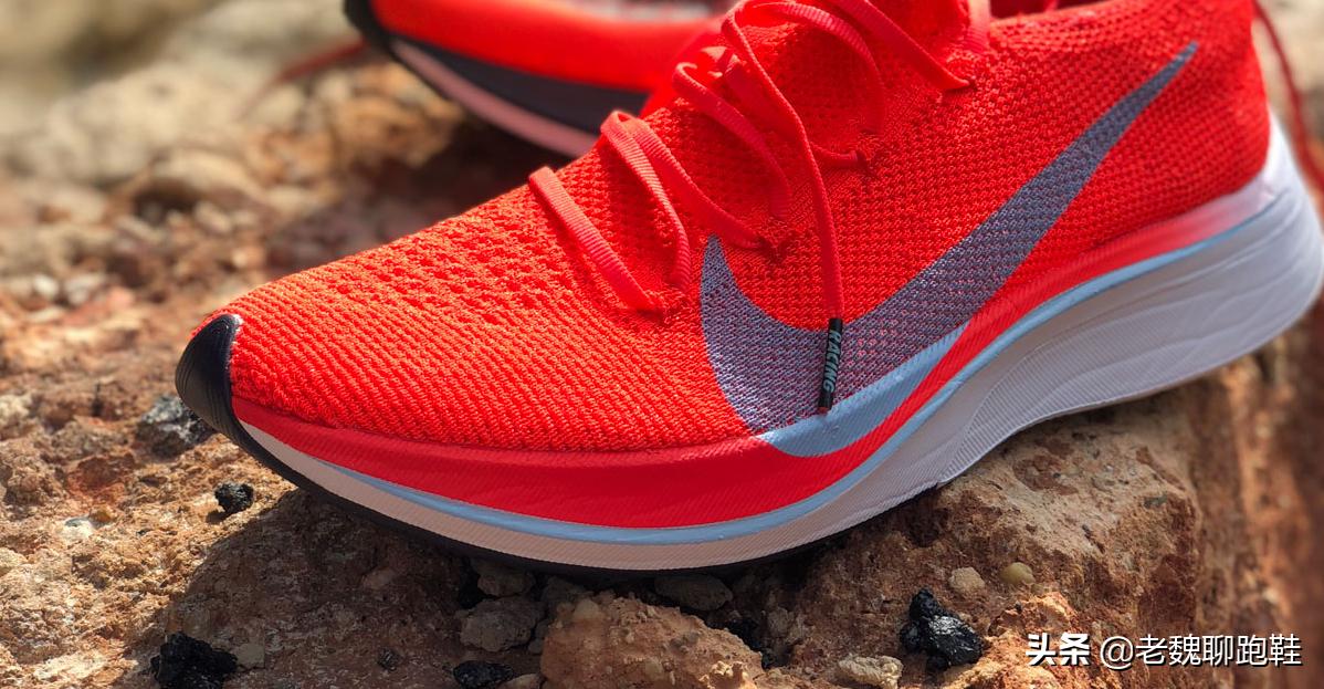 阿迪和耐克的跑鞋哪个好一点,四大跑鞋为什么没有阿迪耐克