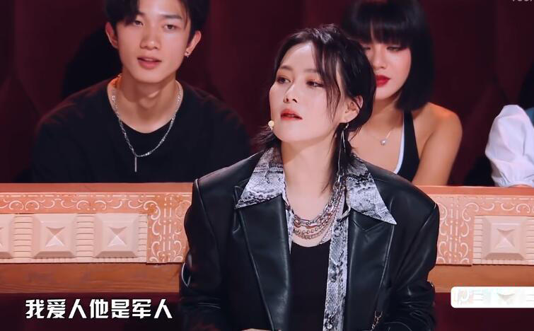 张馨予被黑的经历,将一手烂牌打成王炸的张馨予