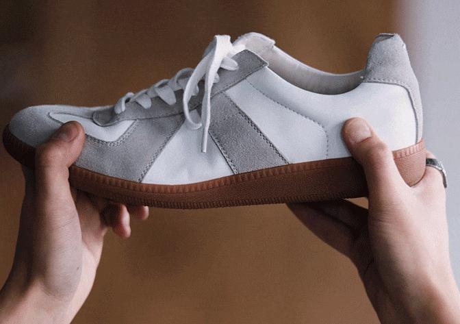 明星德训鞋搭配西装,明星穿的德训鞋