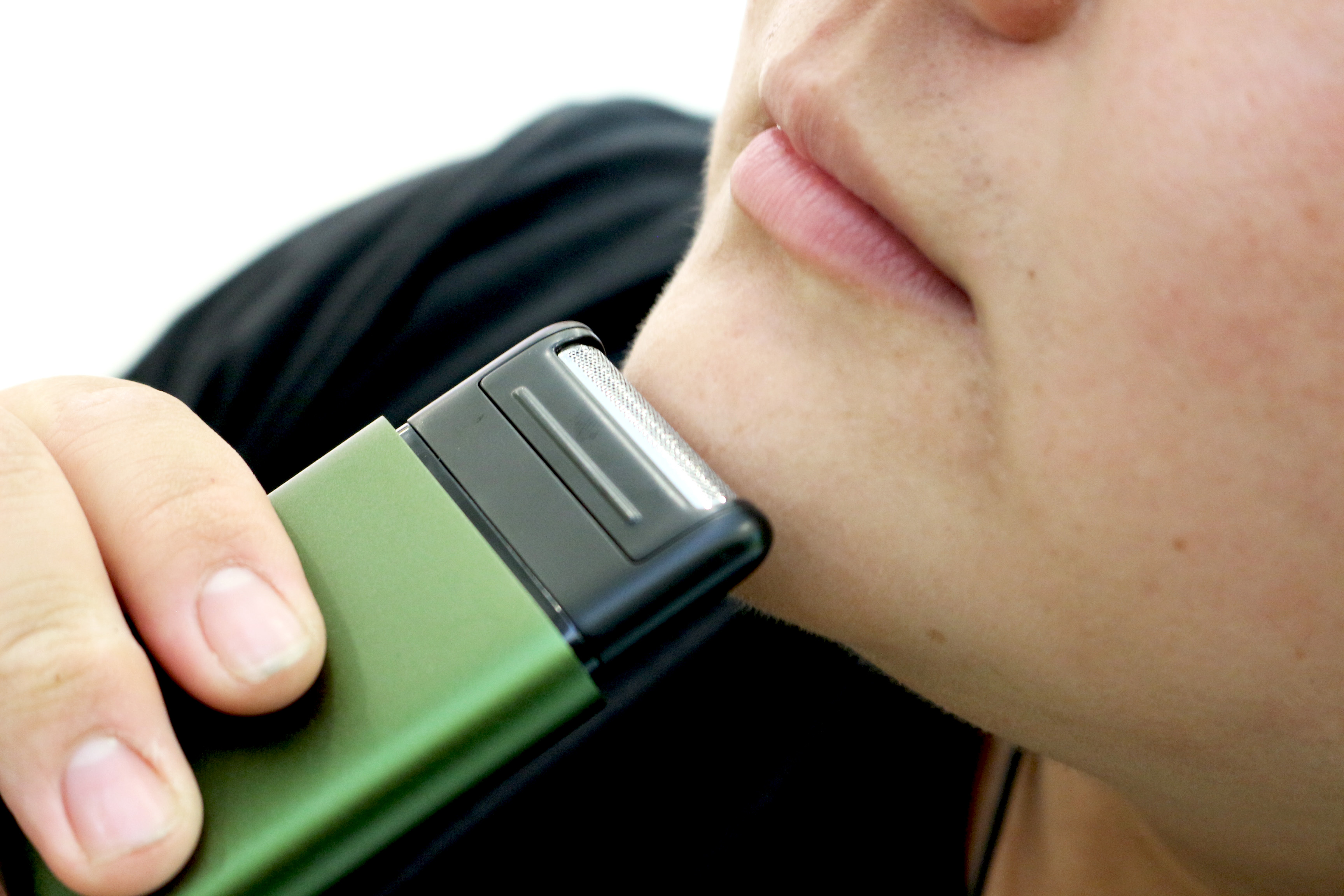 剃须刀苹果11,iphone11电动剃须刀