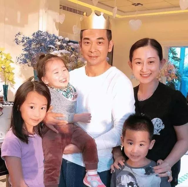 梅艳芳张国荣怎么评价赵文卓的,梅艳芳张国荣为什么提携赵文卓