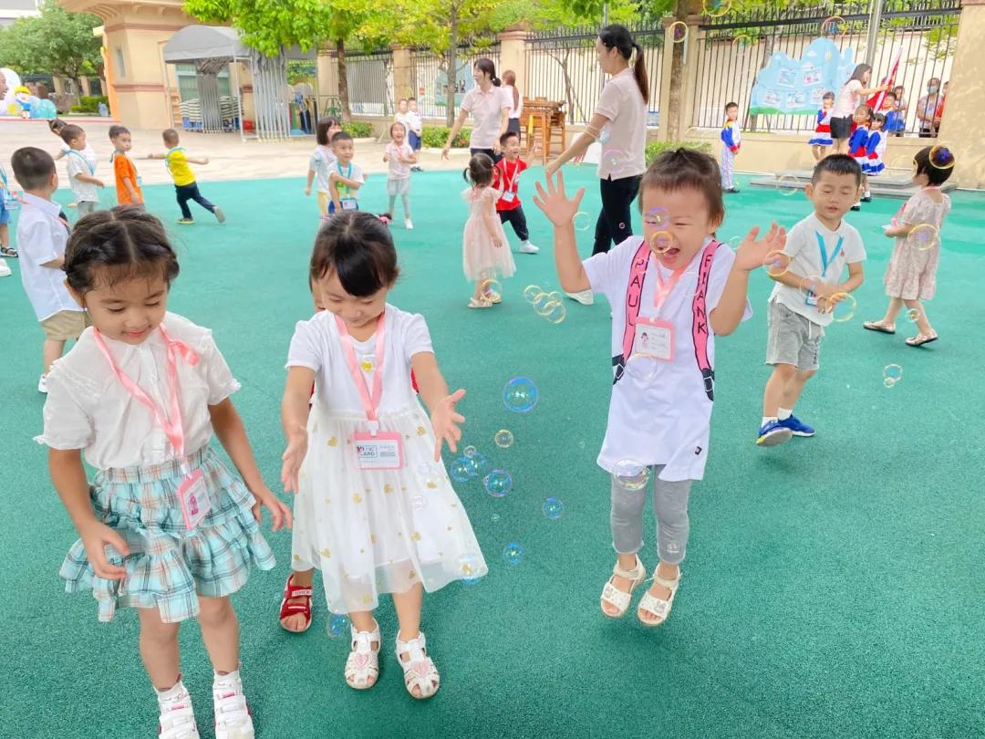 番禺|桥南的“神兽回笼”了!新学期第一天,孩子们这样过