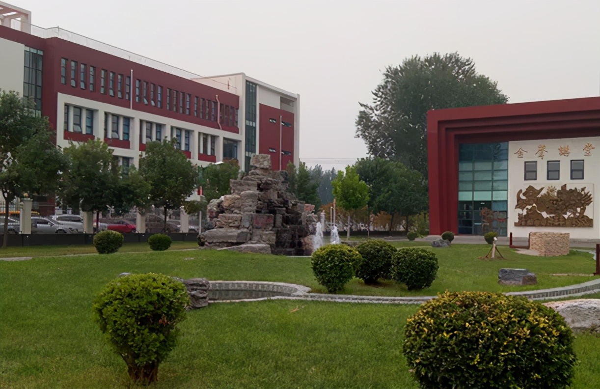 最美校园获奖照片,喜报学校荣获全面优胜单位