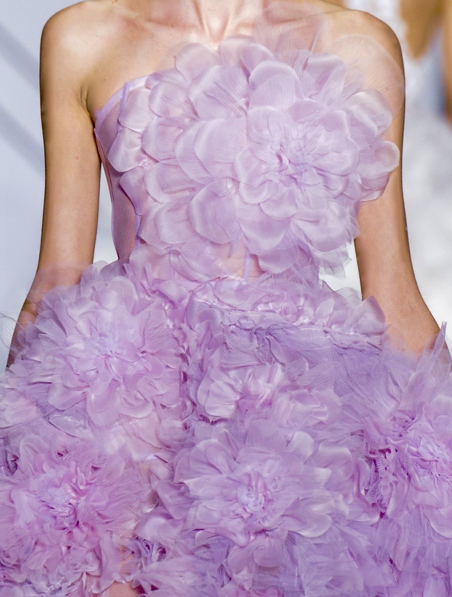 ralphrusso经典高定,ralphrusso2019秋冬高定秀