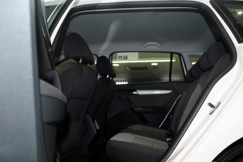 6年车龄的大众朗行值多少钱,朗逸两厢车和朗行有什么区别