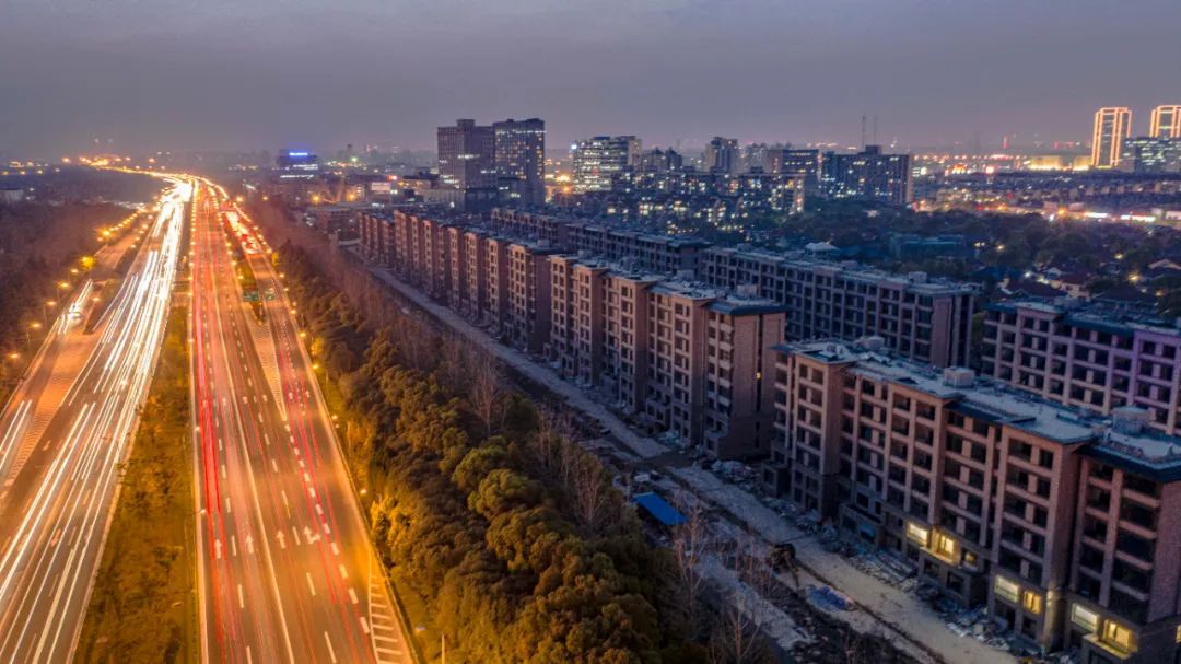 绿洲康城亲水湾开盘一房一价表,绿洲康城亲水湾两房两厅样板房