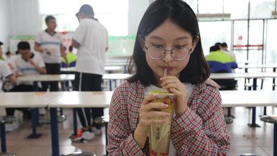 南阳油田第一中学2001级,南阳市油田第一中学评分