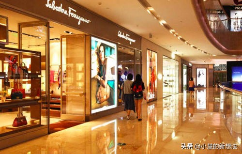 中国实体店铺每年倒闭多少家,实体店铺倒闭关门的可怕性