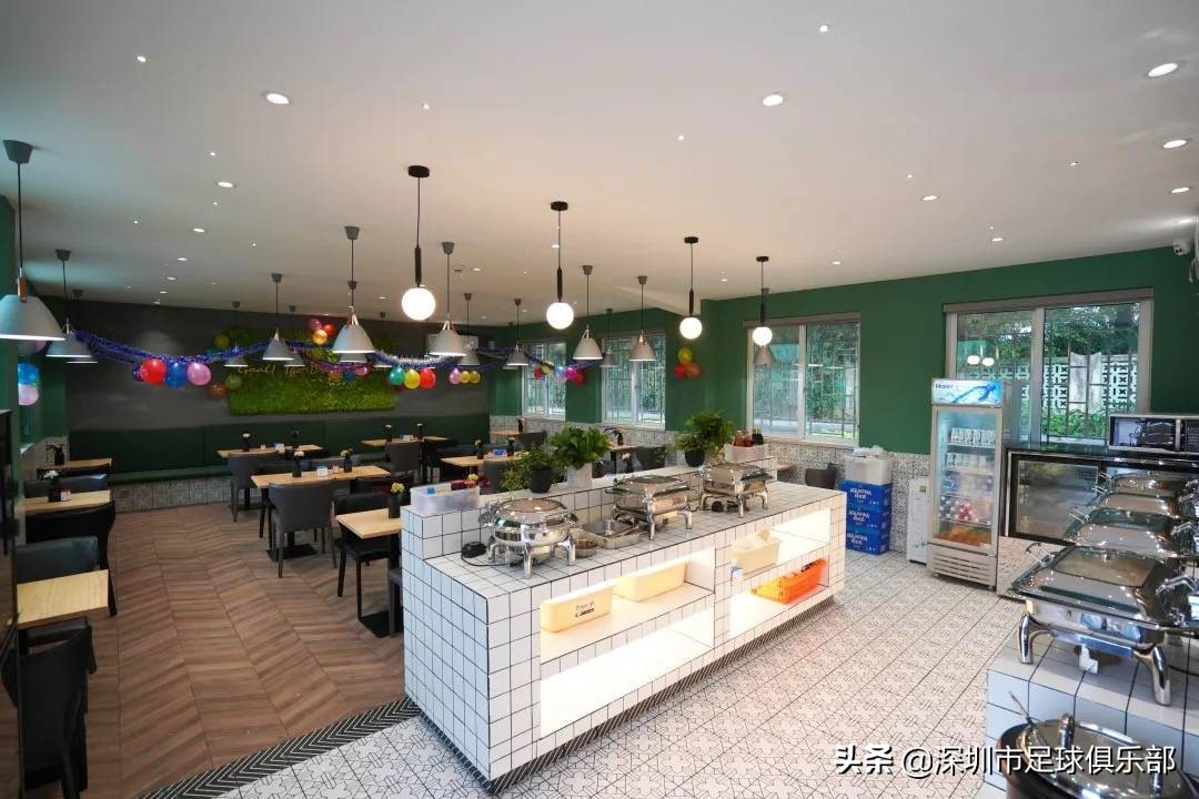 环境升级菜品升级网红火锅,环境升级为顾客带来更好视觉体验