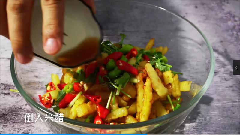 狼牙土豆超简单,狼牙土豆麻辣鲜香