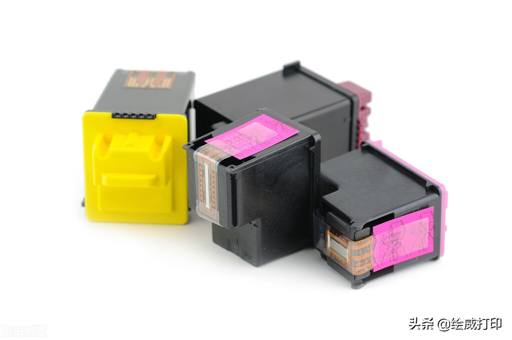 打印机里面的墨盒的使用方法,喷墨打印机墨盒与墨仓区别