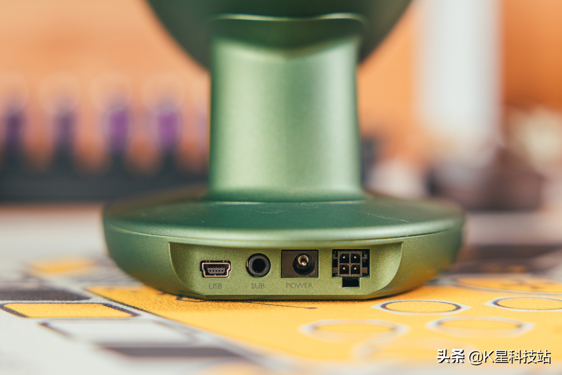 花2K为工作室准备了造型奇特的蛋，KEFEGGDUO有源桌面音箱值吗？