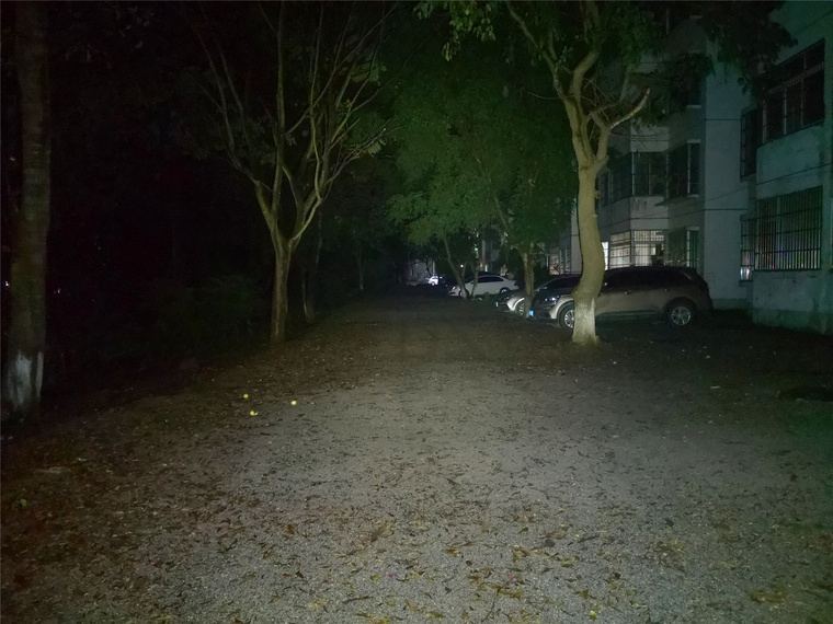 olight傲雷baldrs小型强光战术手电,我就是与众不同女声完整版