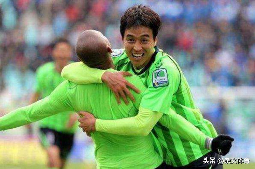 身高1米89的国足悍将!为何选择前往韩国踢球?在国内无球可踢