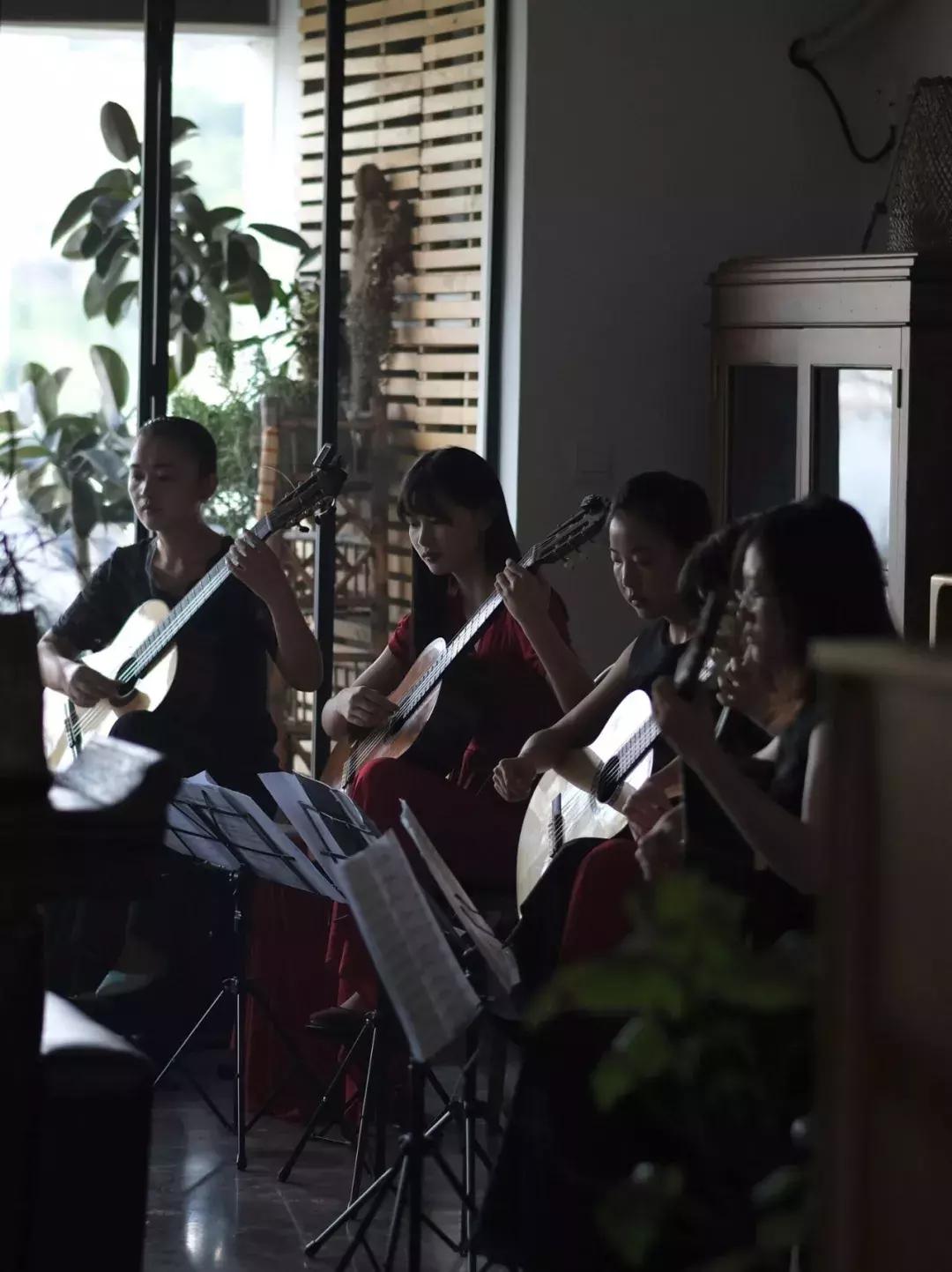 秋日回顾｜如果你还没爱上古典吉他，现在是时候了