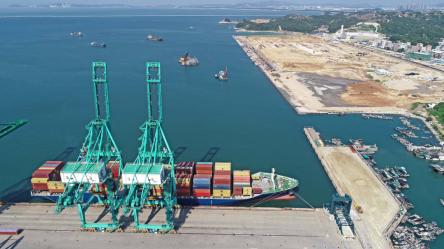 又有动静！这个楼盘开发商凭啥豪横东海岸？