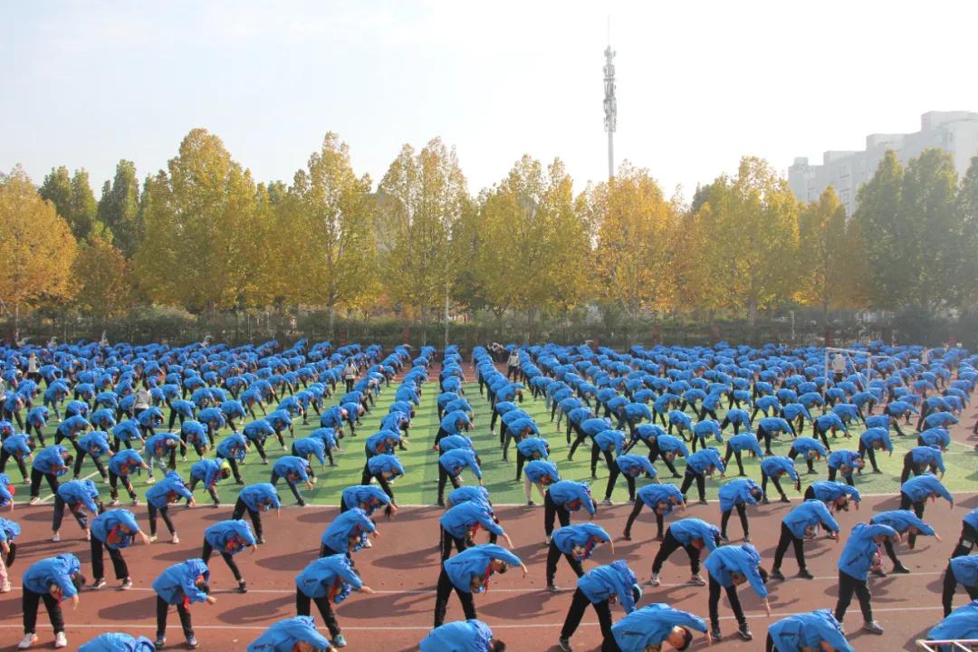 淇滨区明达小学,新街小学青少年校园足球特色学校