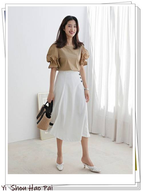 夏天流行的韩系穿搭可甜可撩,适合亚洲人的韩系穿搭