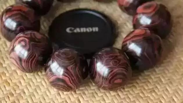 天价黄花梨手串,顶级海南黄花梨油梨老料手串价格