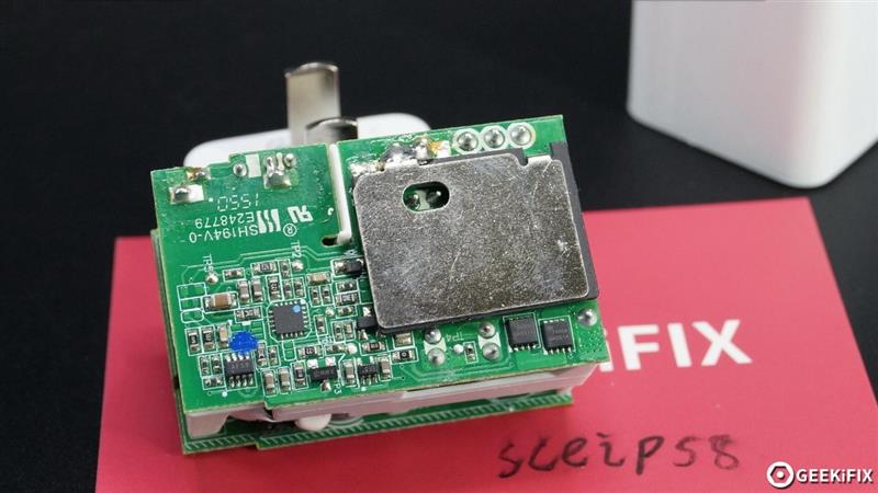 山寨也越来越舍得花成本了！拆解一个高仿的山货OPPO充电头