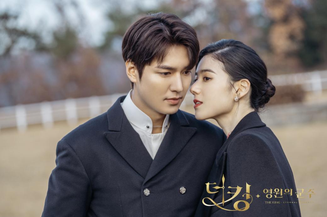 国王李敏镐视频,李敏镐皇帝与护卫