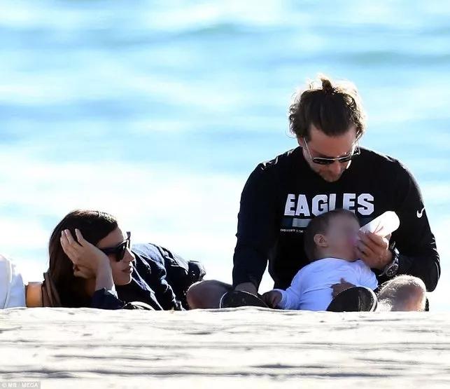 超模出轨,37岁名模宣布离婚事件