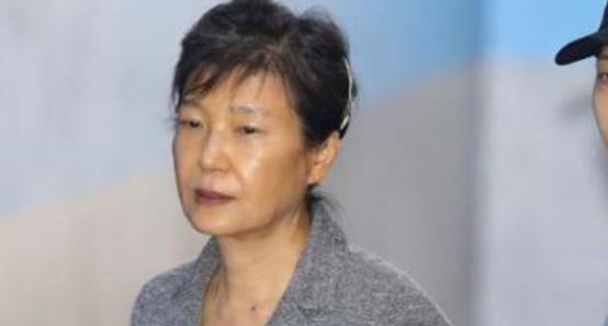 韩国第一任女总统朴槿惠近况,韩国女总统朴槿惠和宋仲基