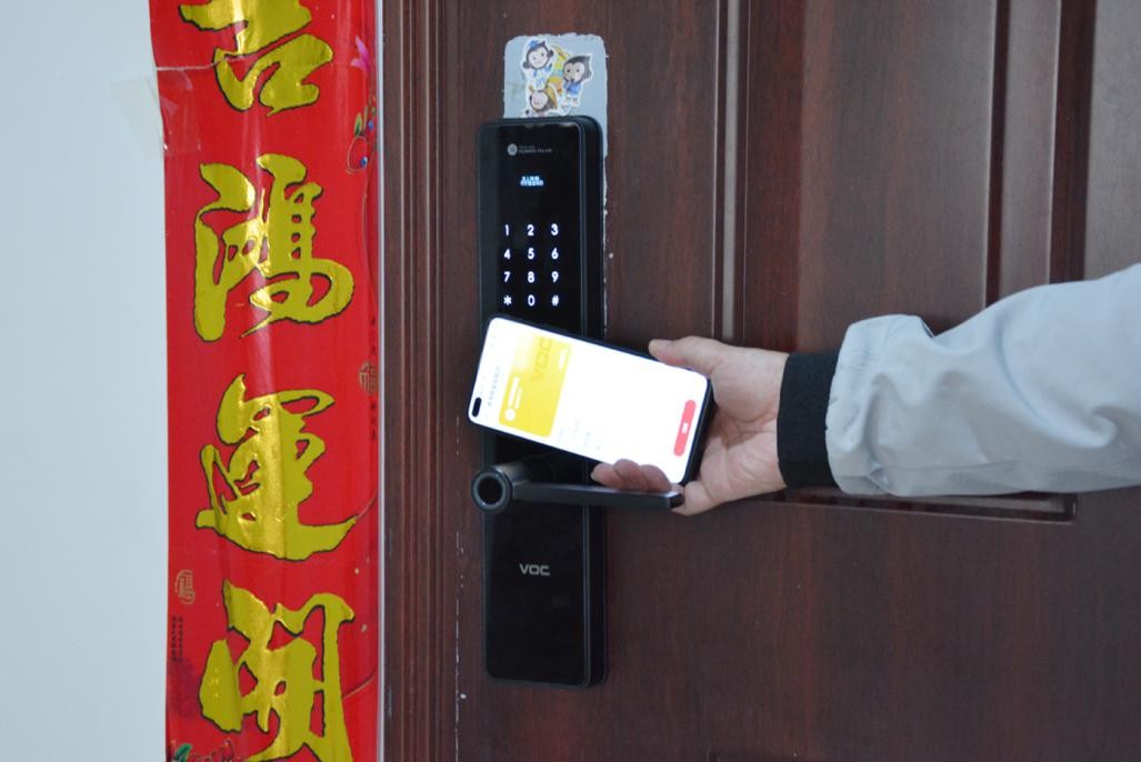 voc智能门锁x6安装教程,荣耀voc智能锁