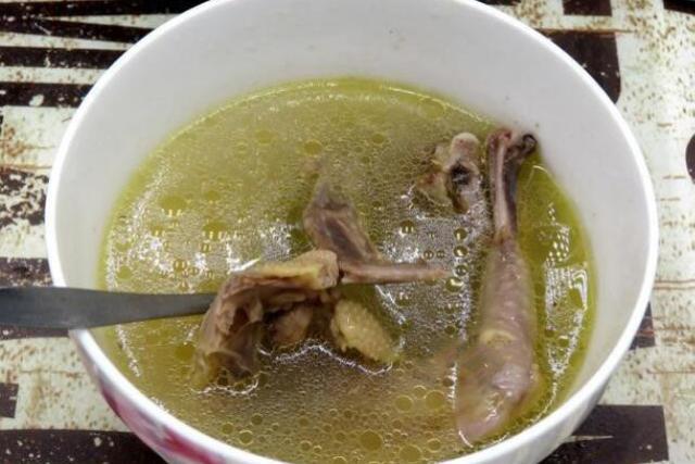 家里炖鸽子汤的做法,炖鸽子没有姜如何去腥