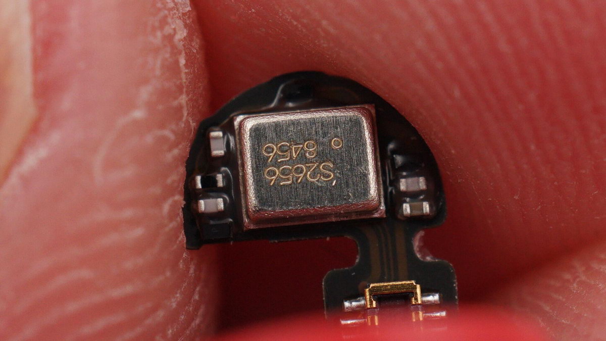 airpodspro和beatsstudiobuds到底谁好,beatsstudiobuds对比airpods第三代