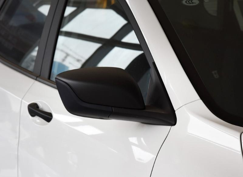 雪佛兰创酷尺寸对比逍客,17款雪佛兰创酷功能详解