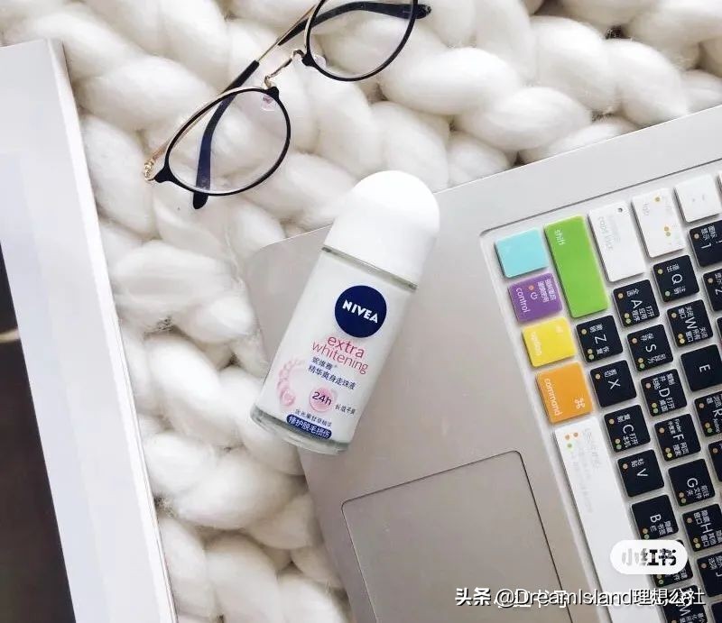 夏日指南送你一份好物清单,夏日必备好物备上它想不美都难